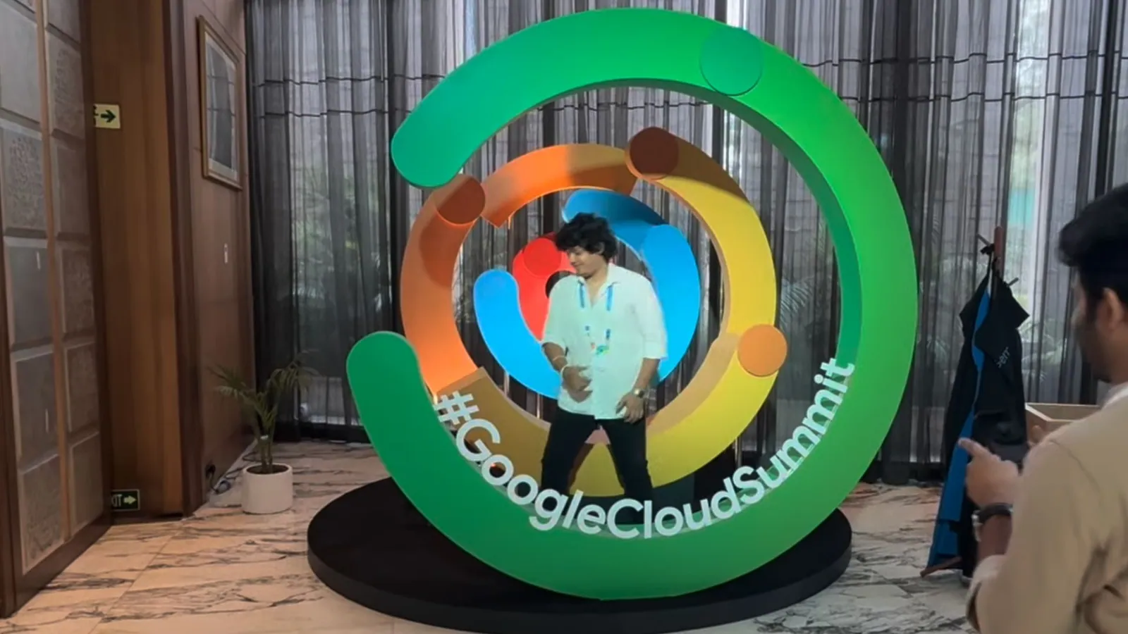 Google — photo 4